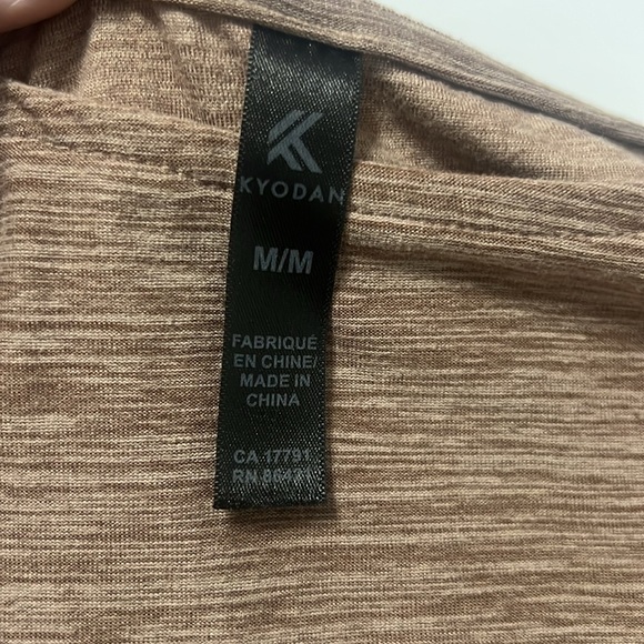 Kyodan women’s Athletic Long Sleep Top Size Medium - Picture 3 of 5